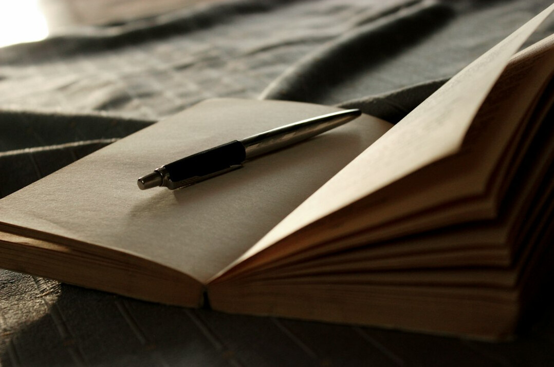 writer creating suspense in novel